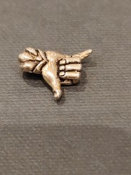 Charm_Aloha_bronze_Shaka_Hand_0121BR_catherine michiels_strasbourg_francce_boutique_shop_online_bijoux_jewellery_pendentif