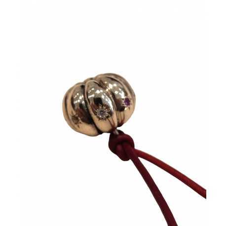 Pendentif_citrouille Argent Saphirs Diamant lien cuir_0157ss_Catherine michiels_Boutique_Strasbourg_algorithmelaloggia