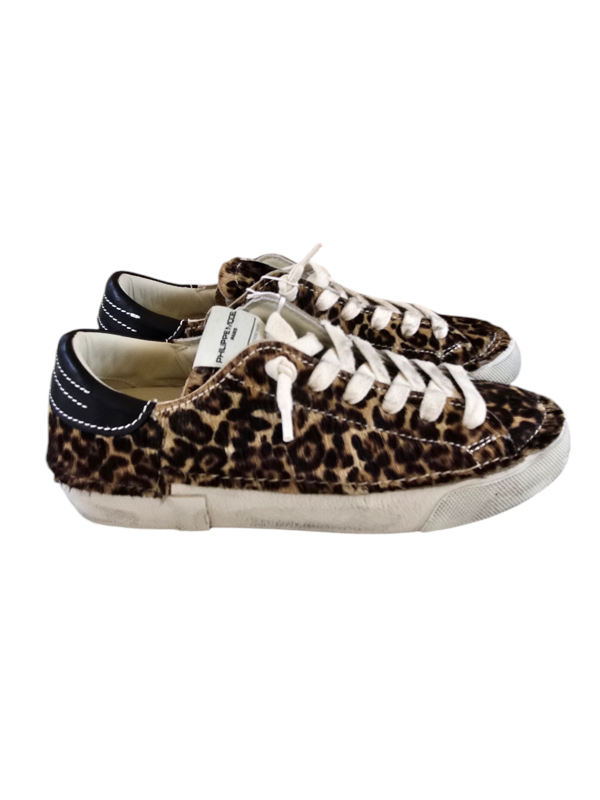 Baskets sneakers Paris low Leopard spoiler chocolat Philippe Model Femme PRLD DVA1 boutique Strasbourg fashion mode