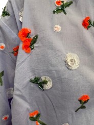 Robe chemise midi ciel broderies fleurs orange vert Jamanna J3NB Essentiel Antwerp concept store détails