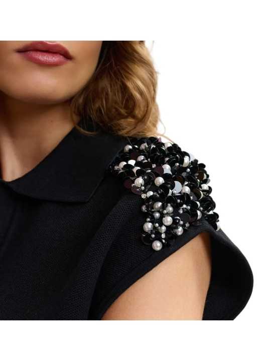 POLO JOLINE SANS MANCHES NOIR EPAULES ORNEES BLANC CASSE JOLINEBL34 ESSENTIEL ANTWERP détail