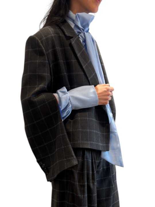 VESTE COURTE TAILLEUR CROISE CARREAUX GRIS CIEL KIANA K2CH Strasbourg Fashion côté