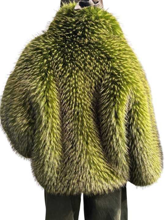 BLOUSON OVERSIZE ECO FOURRURE VERT KASTANJE FW27 Strasbourg fashion dos