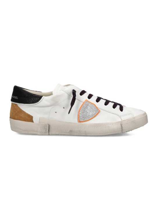 SNEAKERS PARIS CUIR BLANC LOGO ARGENT ORANGE PRLU WX58 PHILIPPE MODEL HOMME