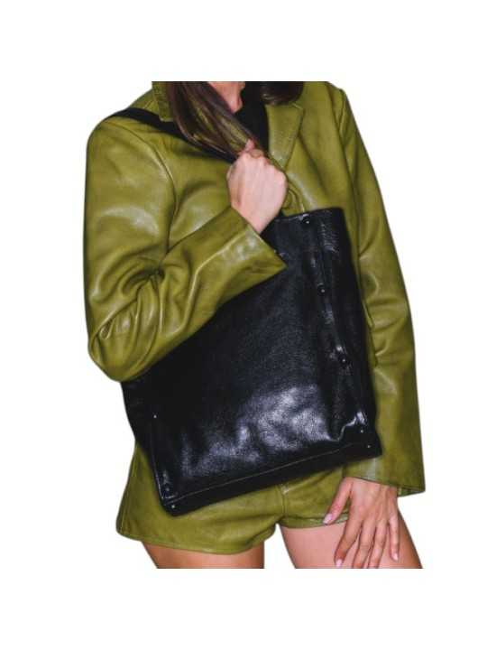 CABAS NOIR SOUFFLET CUIR GRAINE NOIR JOSEPH 4327 CLARIS VIROT boutique Strasbourg concept store bag shop porté
