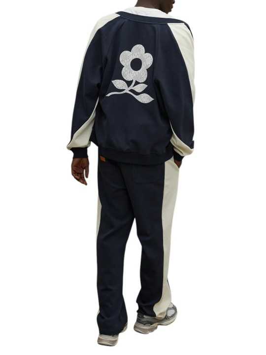 ENSEMBLE JOGGING COLLAB HIDEOUT NAVY ECRU FLEUR DOS CALIFORNIA 622 848 9512 dos