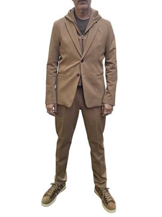 VESTE PLASTRON CAPUCHE AMOVIBLE CAMEL JERSEY U2070J G5211 17 UNGARO HOMME look