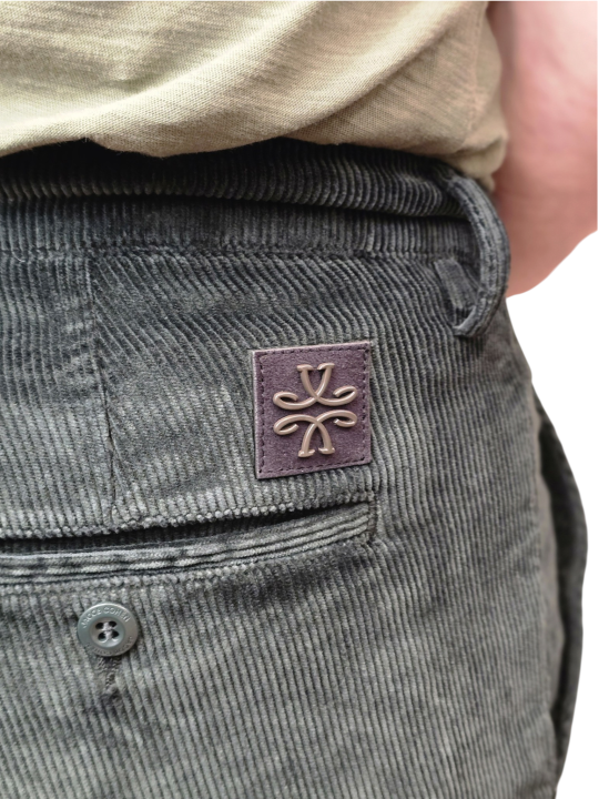 Chino pantalon Bobby velours vert sapin Jacob Cohen Homme T89 26I-JUM-P0001-003-S3653 boutique Strasbourg vêtement mode store d1